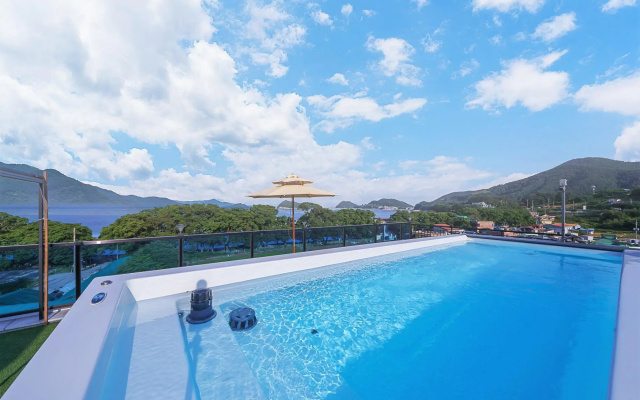 Namhae Byeoldamda Pension