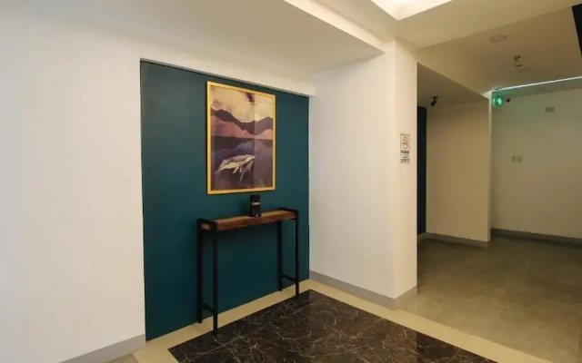 Reddoorz Plus at San Marcelino Malate