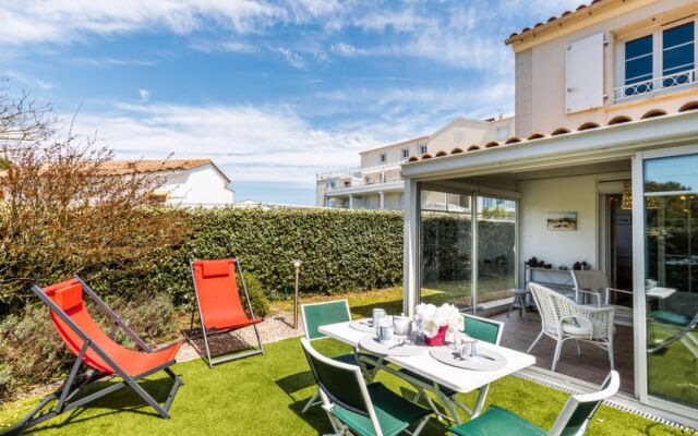 Les Hautes Folies 20775