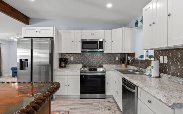 3511 Treasure Cir - Hidden Treasure