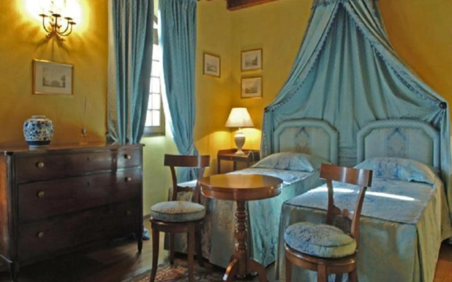 Отель Residenza Torre di San Martino