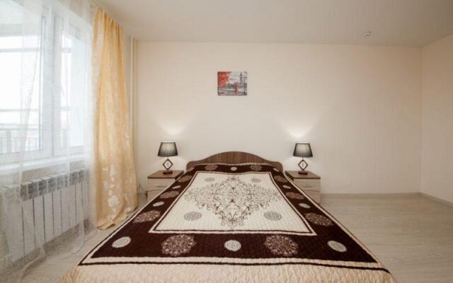 Apartment on Shakhterov Street 66