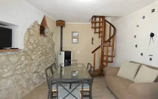 SCAPPO IN UMBRIA, Il Vicoletto