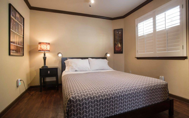 Residences at The Railyards - Downtown Austin