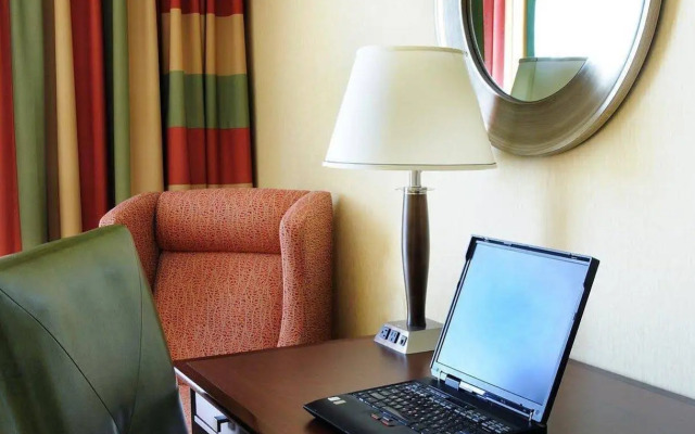 Sheraton Toronto Airport Hotel & Conference Centre