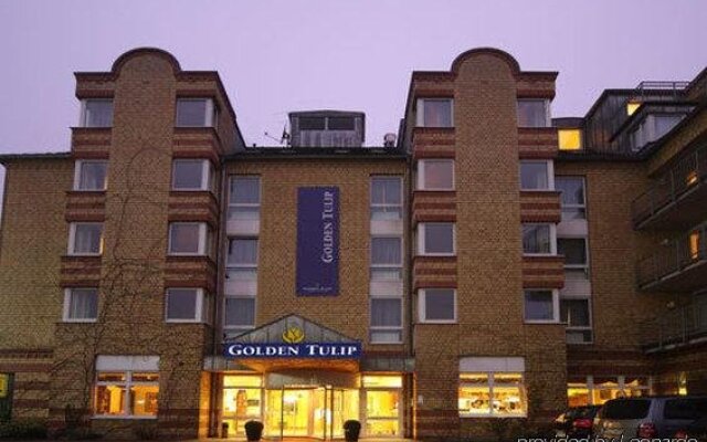 hotelImage