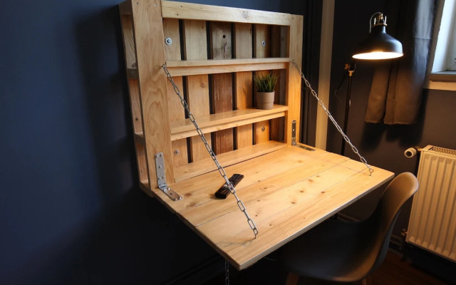 Blue Doors Hostel KTV