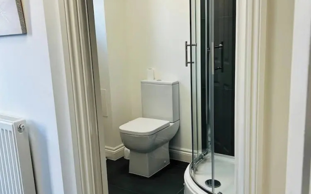 Charming 1-bedroom Apartment in Central Northampton