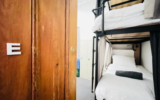 BIM Backpackers In Muizenberg