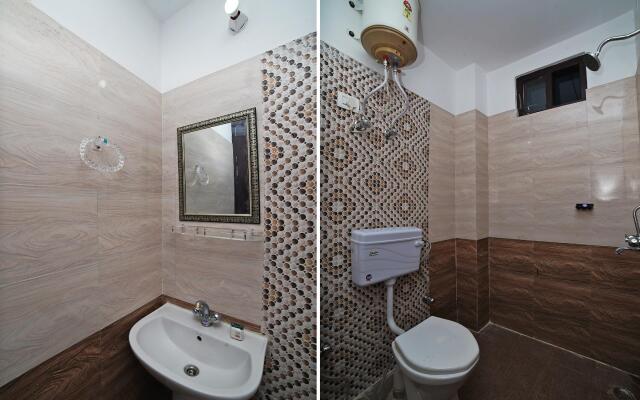 OYO 41348 Hotel Sameer Residency