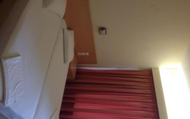 Anastasia Hotel