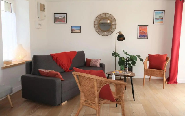 Holiday Home La Charmeuse - GOV203