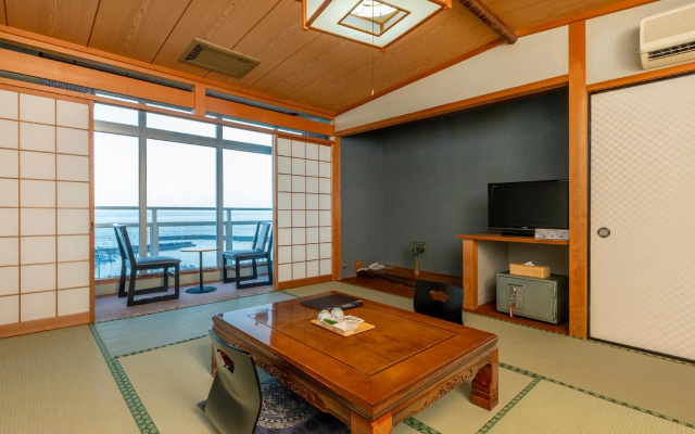 Grand Hotel Yamamikan – Guest Rooms – Minamichita
