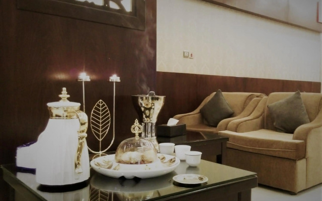 Aros Alfaisaliah Furnished Units