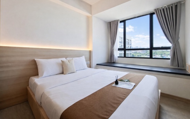 Splendid Warm Studio Room At Apartment Collins Boulevard – Guest Rooms – Tangerang