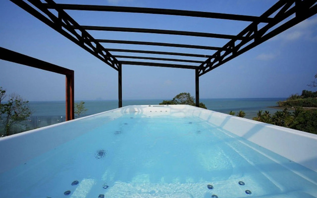 BYG Grand Sea View @ Siray Beach