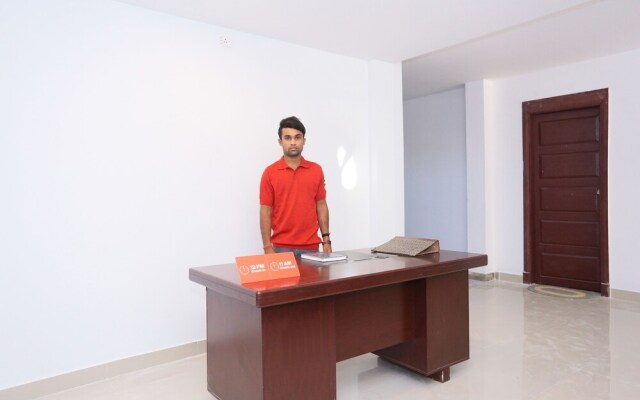 OYO 24917 Olaya