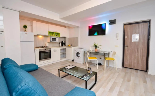 Pierre Cardin Deluxe Apartment With Terrace by Magniflex