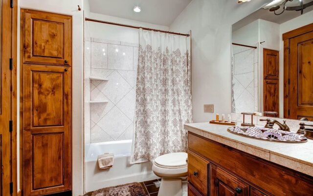 The Lodge at Stoney Ridge