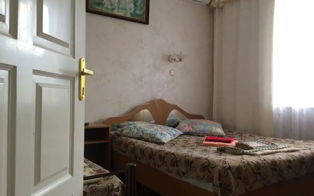 Lazur Guest House