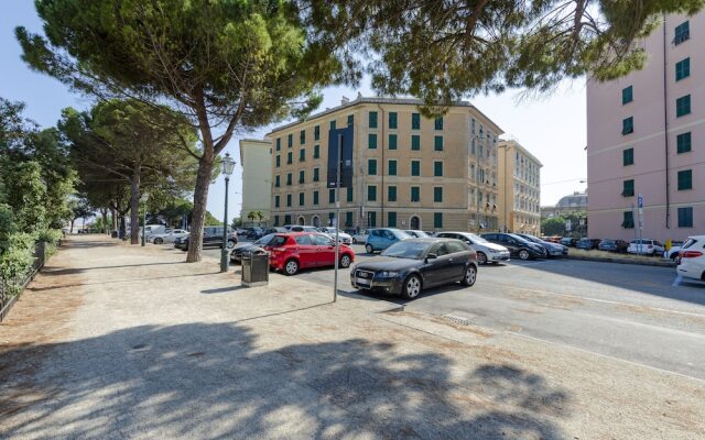JOIVY Spacious Family Apt For 4, In Carignano, Genoa