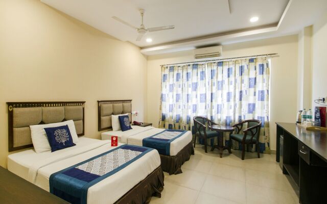 Sravya Compact Residency by OYO Rooms
