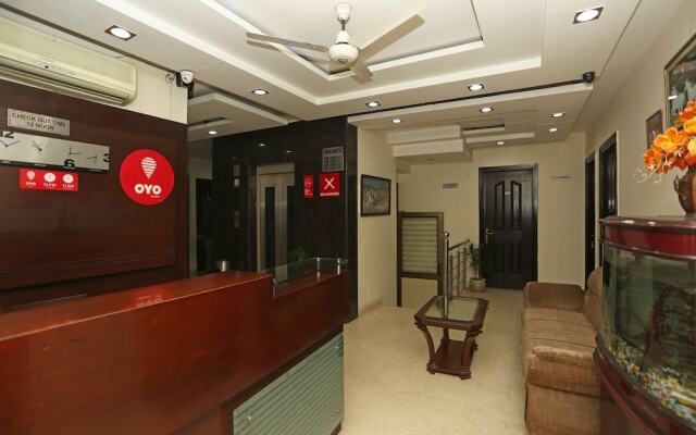 OYO 10171 Hotel Comfort Stay