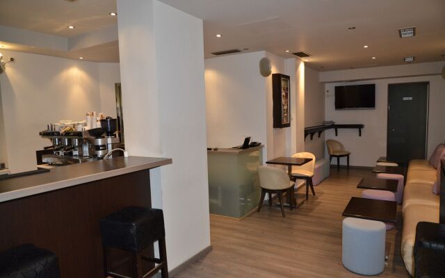 CiTYZen Hotel Loutraki