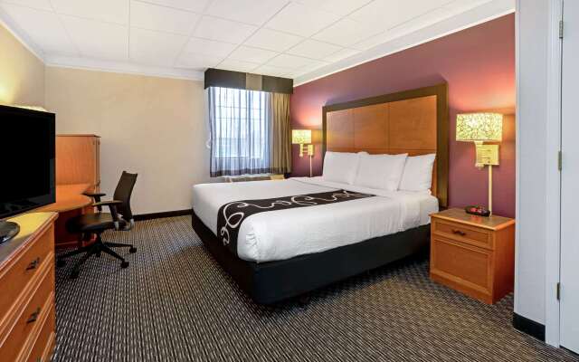 La Quinta Inn & Suites by Wyndham Tacoma - Seattle