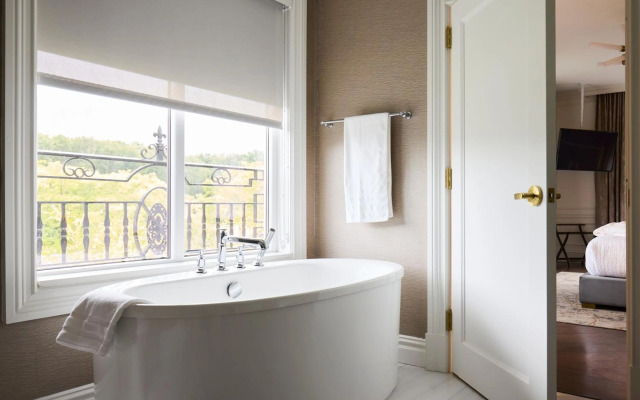 Chateau Grande Hotel