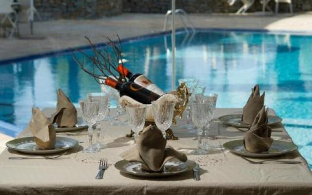 Corali Resort