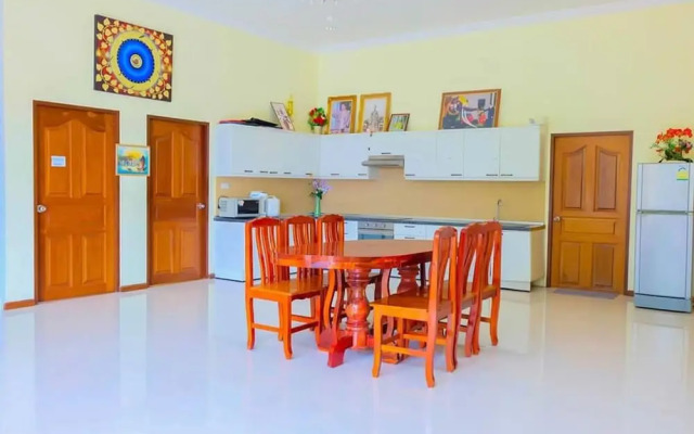 Tansita House