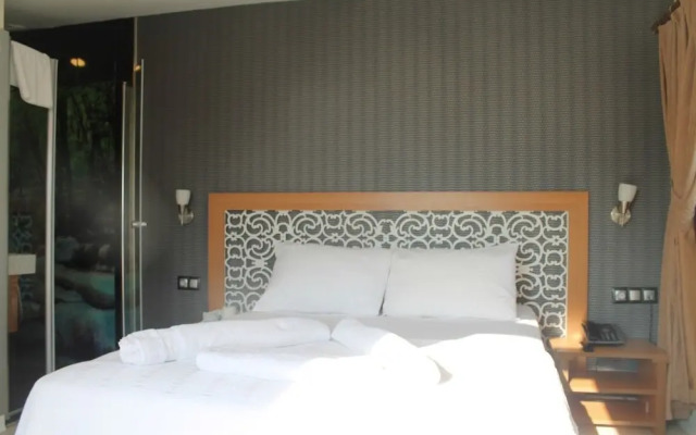 Lila Boutique Hotel