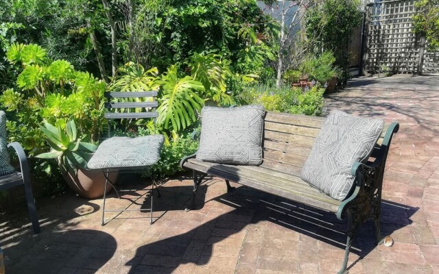 Jaqui's Garden Guesthouse