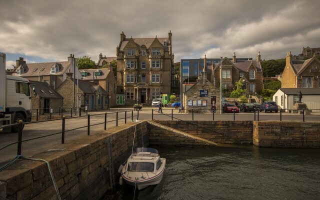 The Stromness Hotel
