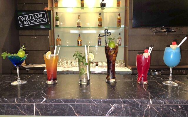 Hotel Daaysco Oley Allo