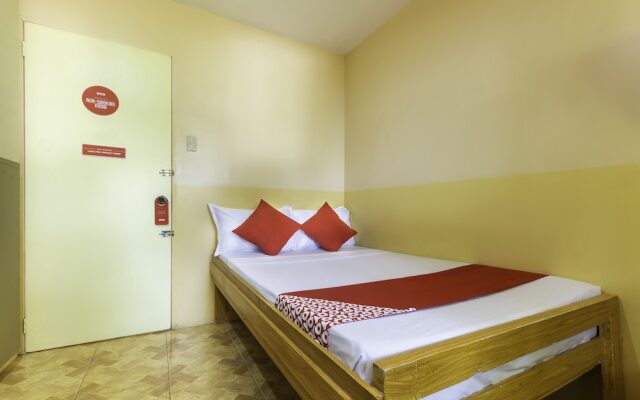 Sunrise 888 by OYO Rooms