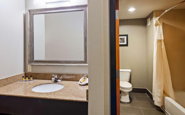 Best Western Plus Midwest City Inn & Suites