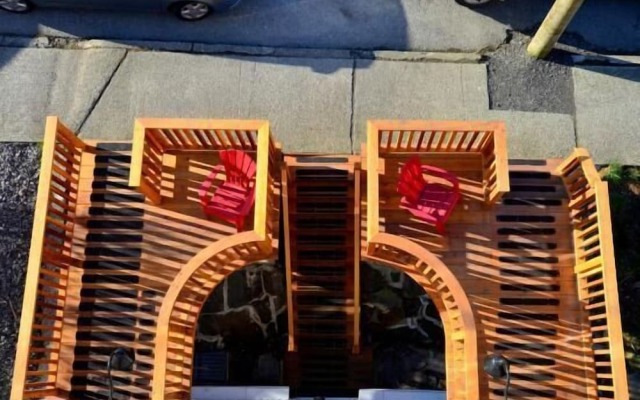 First Avenue Executive Suites