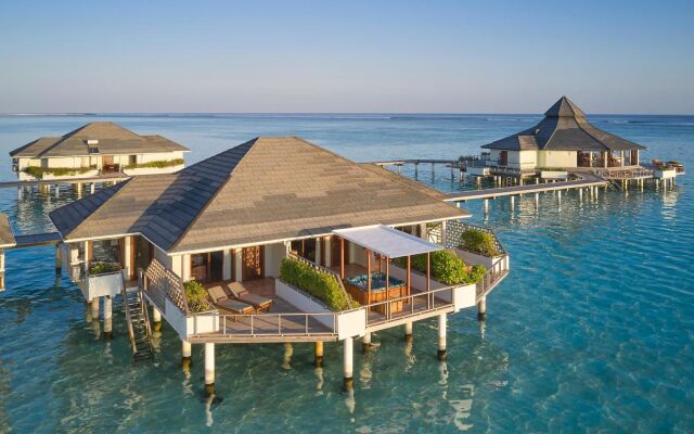 Villa Park Sun Island Resort