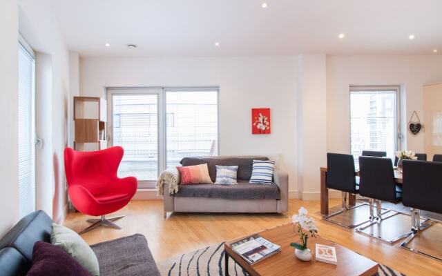 Docklands Delux Apartment