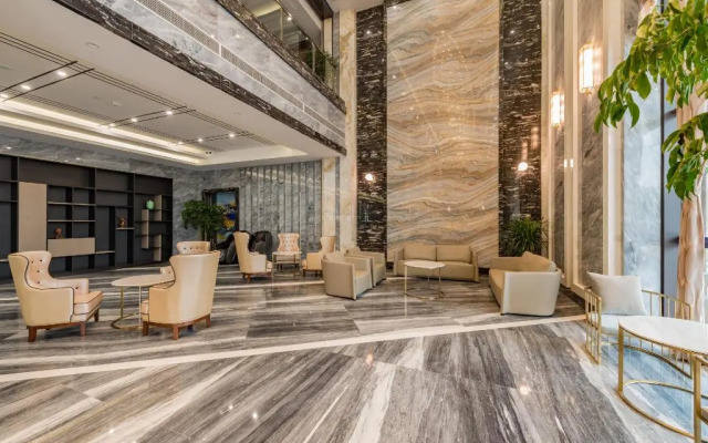 Rezen Hotel Wansheng International