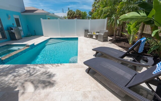 Mermaids Sunrise Apartment 3