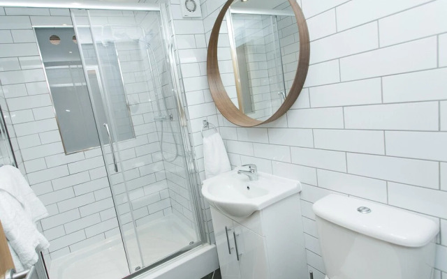 Malone Place Apartment