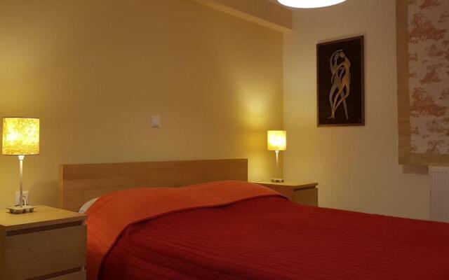 Comfy house with private garden & view, near Kyparissia Castle
