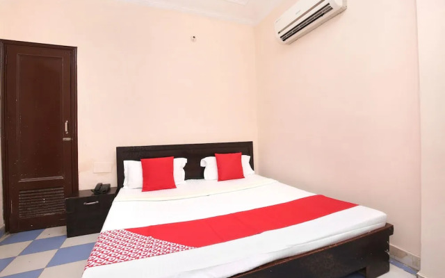 Rr Residency By OYO Rooms
