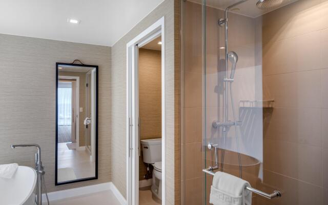 Omni Frisco Hotel at The Star