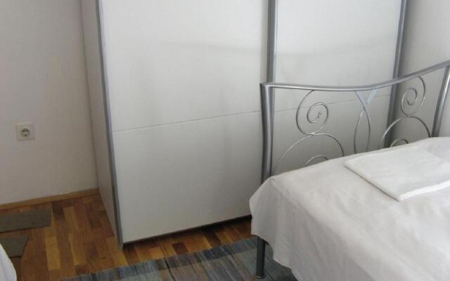 Apartments Mirja - 50m from the sea