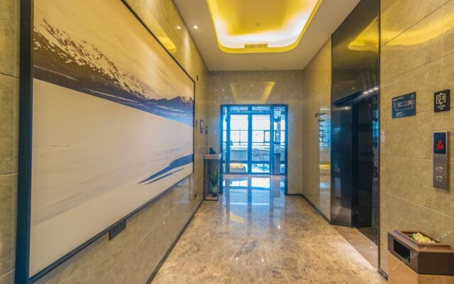 Atour Hotel Urumqi High Speed Railway Station