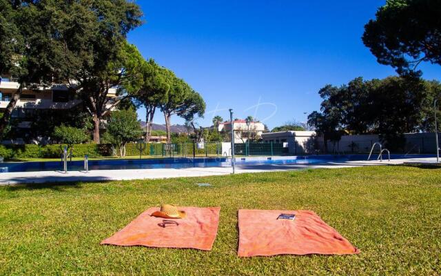 Enjoy2Rent BahiaBlanca beautiful Apartment, Marbella